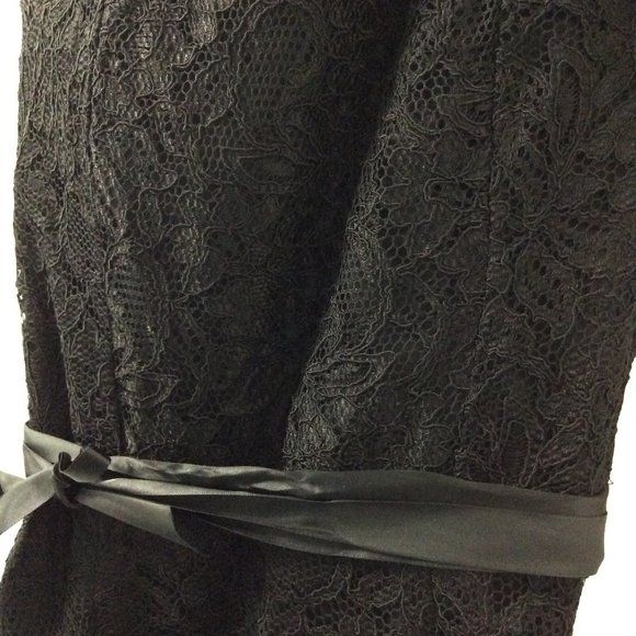 Custom unique black lace fitted mini dress - Picture 3 of 6